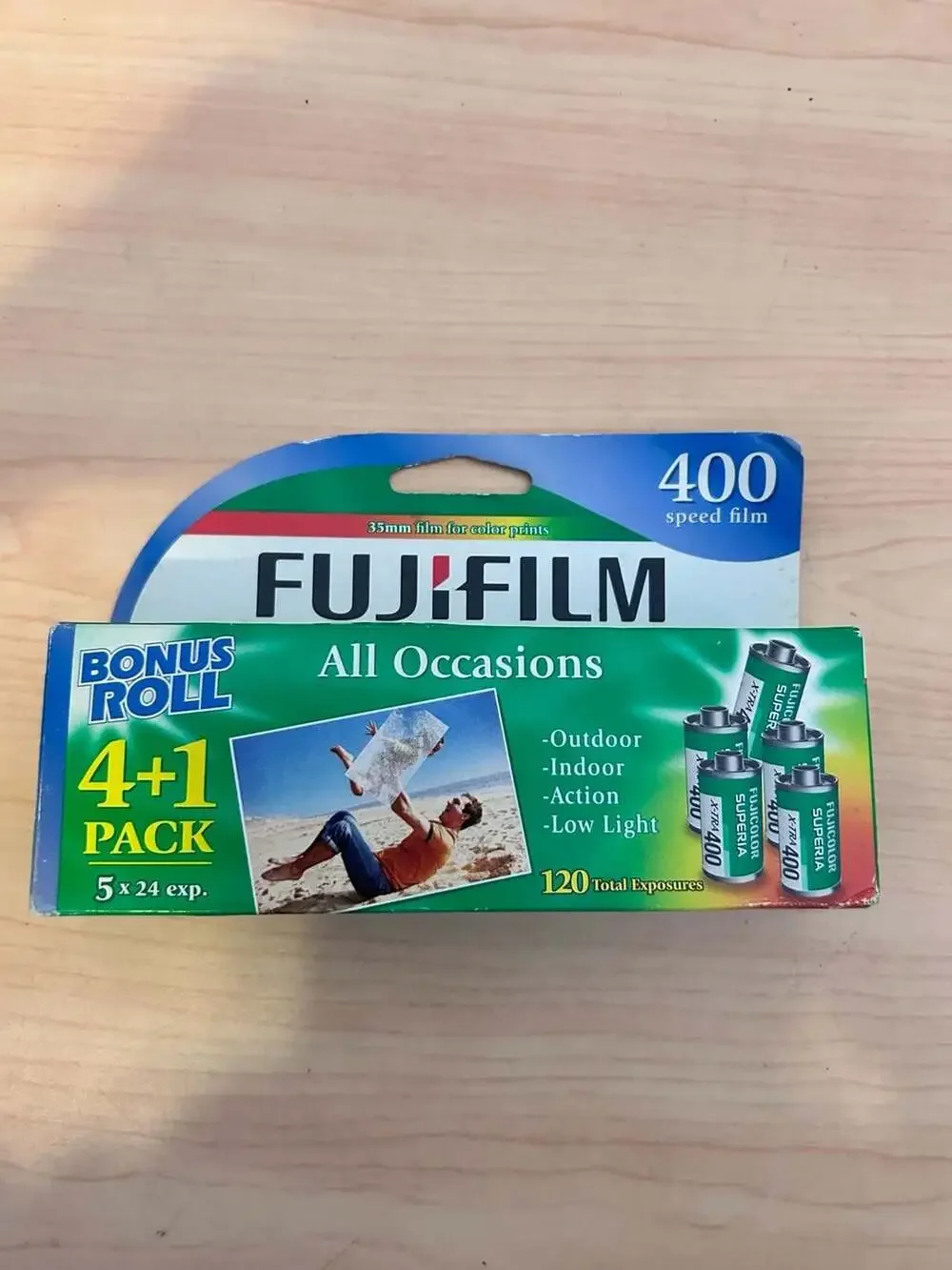 Fujifilm Superia X-TRA 400 35mm Color Film 4+1 Bonus Roll Pack, 5 x 24 Exposures